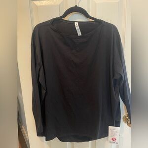 Lululemon back in action long sleeve